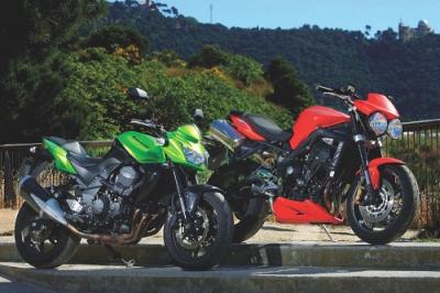 Kawasaki Z 750 Vs Triumph Street Triple R Motos